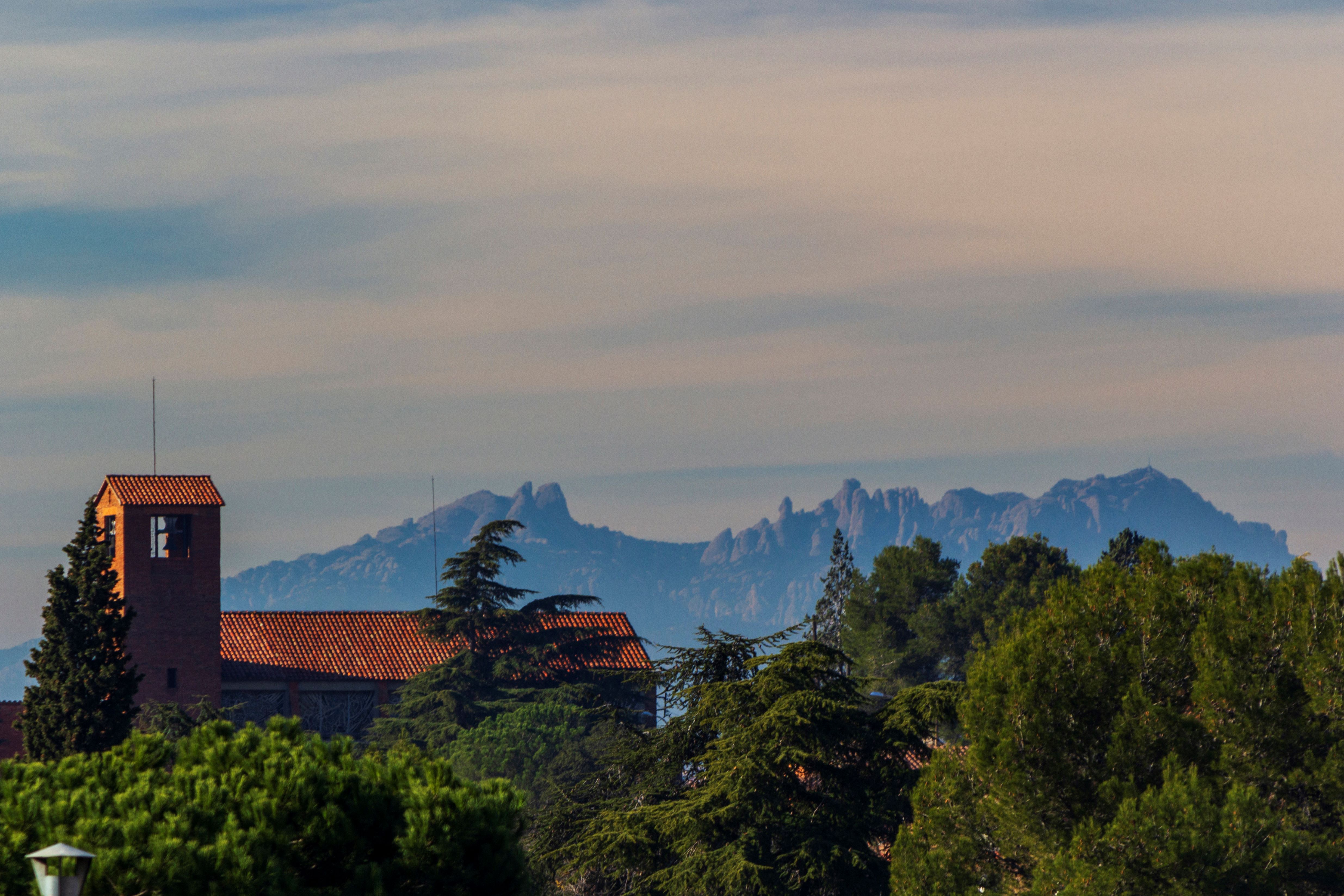 Sant Joaquim amb Montserrat